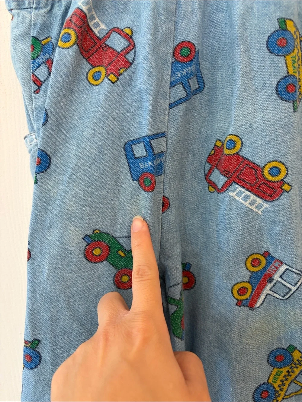 Vintage OshKosh B'gosh Light Blue Denim Overalls with Car Print
